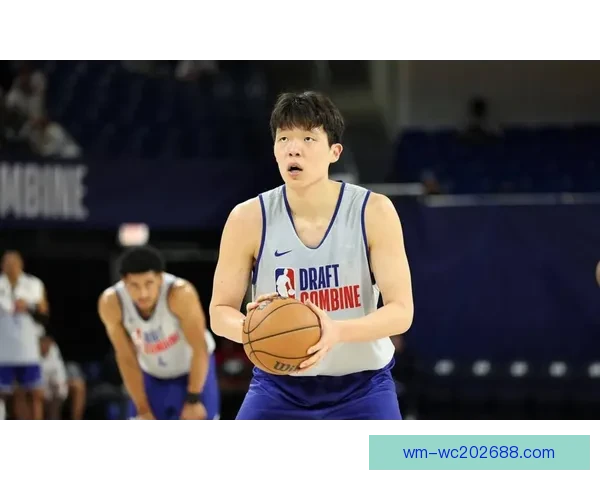 斯普利特赞杨瀚森进步显著 从季初时间减少到成长为更好球员